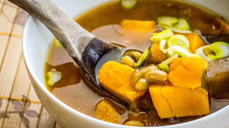 Miso pol&eacute;vka s nattem