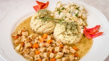 Km&iacute;nov&aacute; om&aacute;čka s tempehem