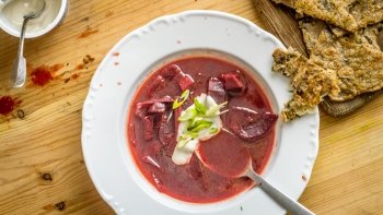 Bor&scaron;č se zelň&aacute;ky