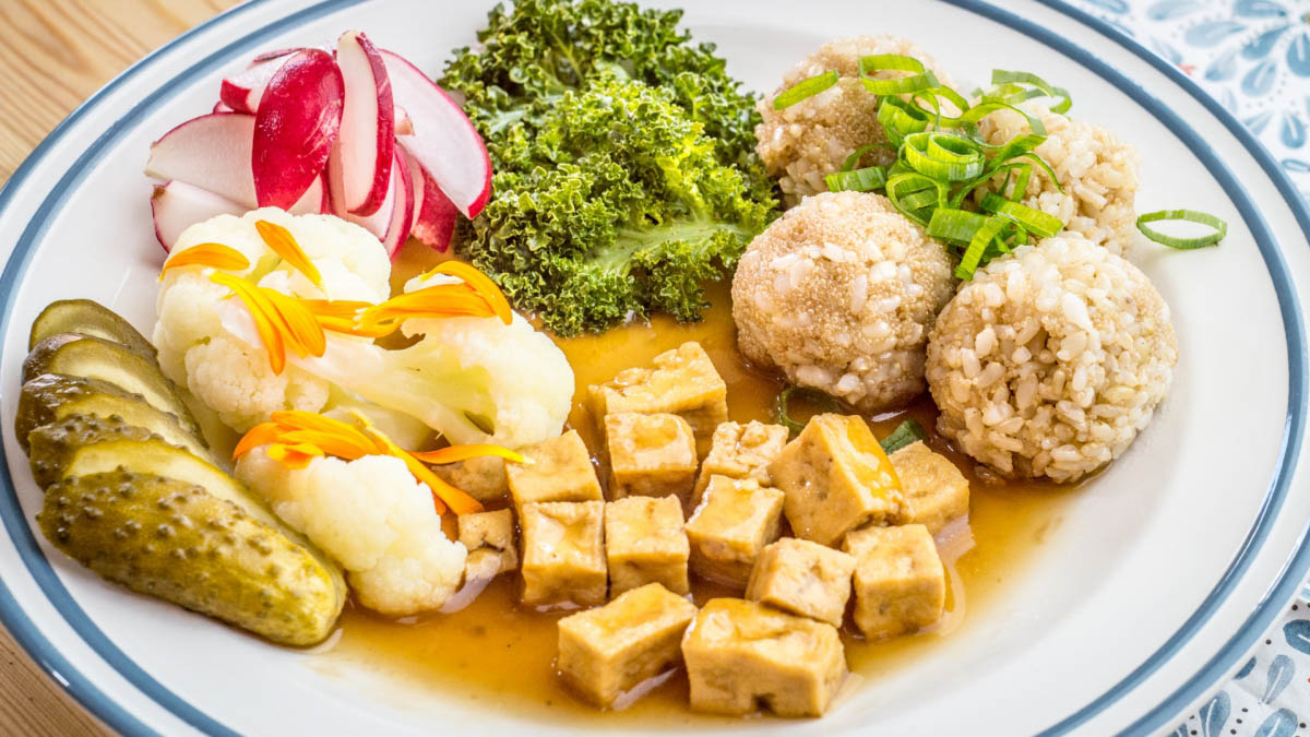 R&yacute;žov&eacute; kuličky s om&aacute;čkou