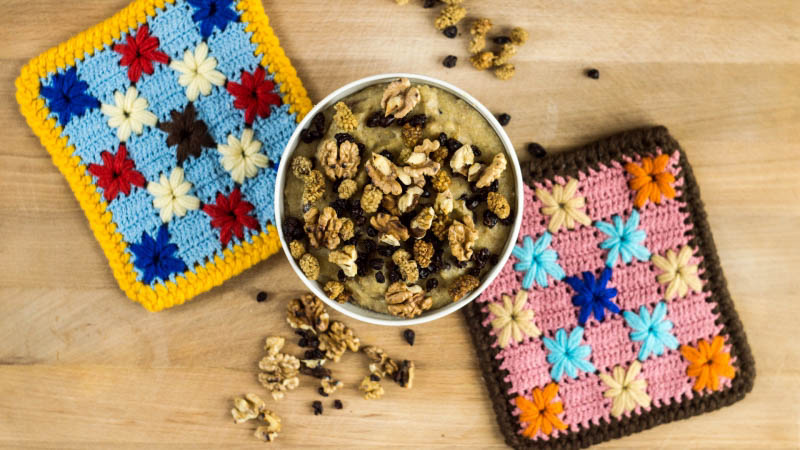 Ka&scaron;e s ořechy a ovocem